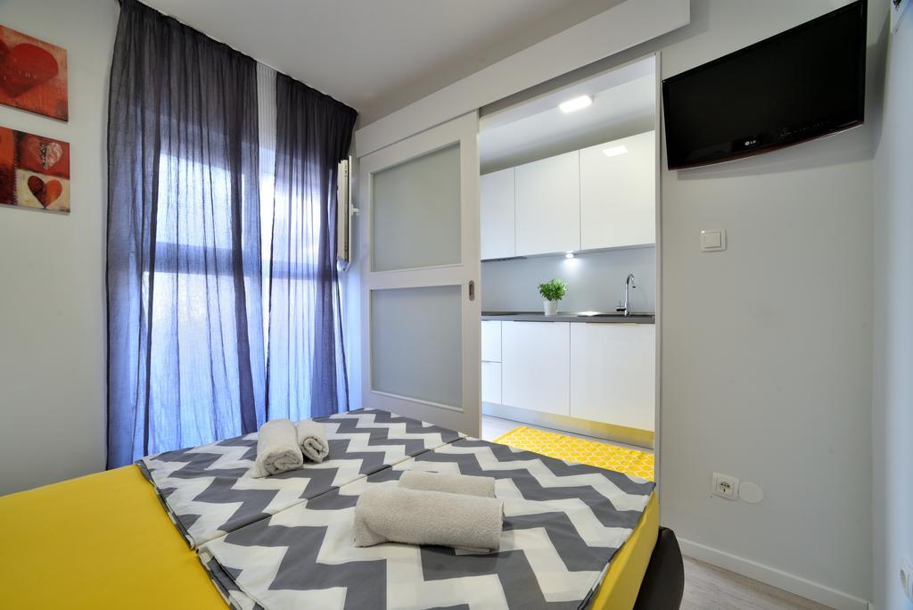 Apartment Lola Split Exterior photo
